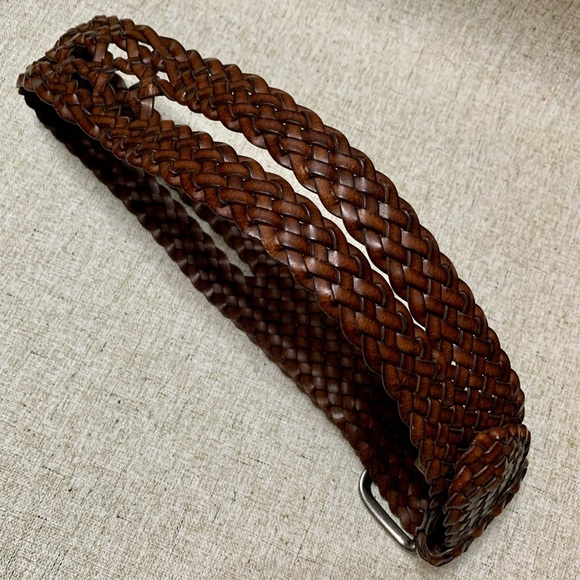 🦋Leather belt, interwoven, it is wide. Sz small🦋#CDP - Picture 7 of 16